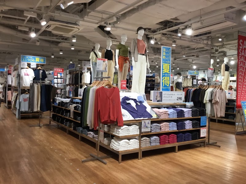 ユニクロ 横須賀モアーズシティ店