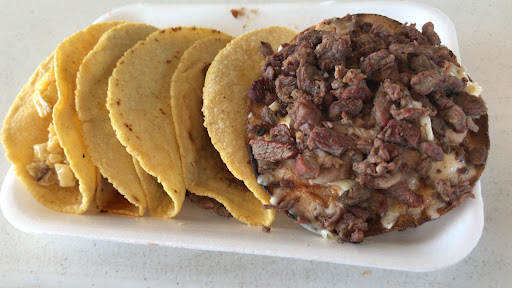 Tacos "La Cáscara"