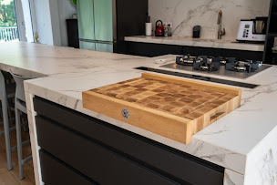 Photo n°16 de Etablissements Beal - Billots CHABRET à Saint-Bonnet-le-Château (Fabricant de meubles)