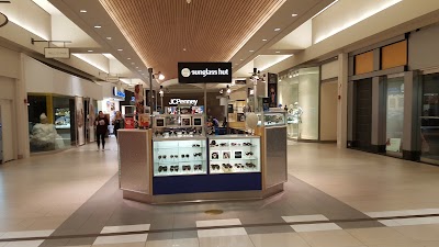 Photos of Sunglass Hut