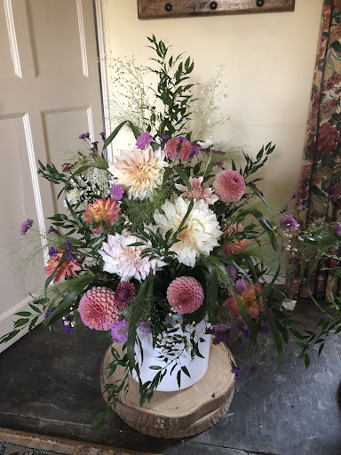 Loubee Blooms