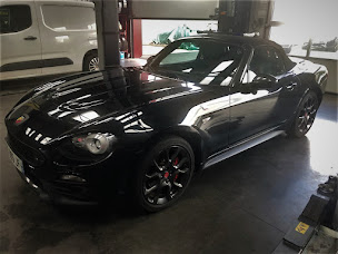 Photo n°9 de Auto Islaise eurorepar car service à L'Île-d'Olonne (Atelier de réparation automobile)