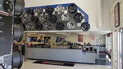 Les Schwab Tire Center