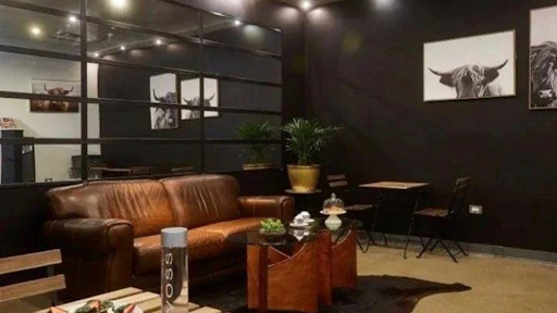 Almendro Cafe - Visual
