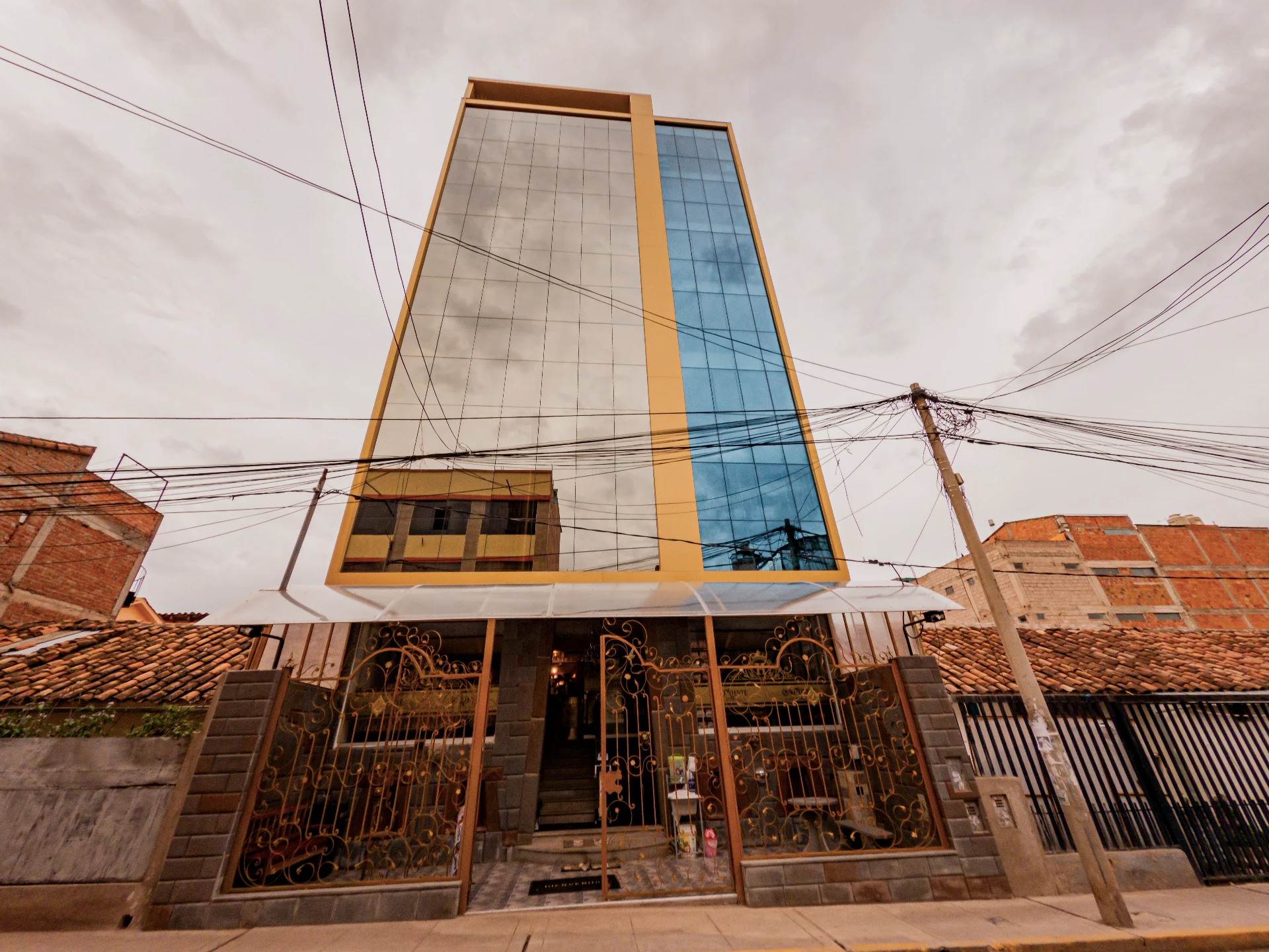 HOTEL Qori Q'ente INN