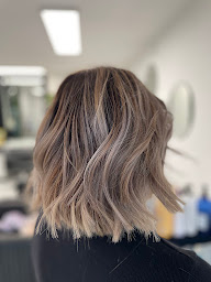 Photo n°12 de Instan’tif à Coarraze (Salon de coiffure)