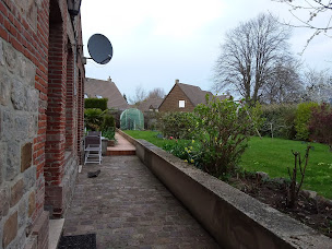 Photo n°5 de Le jardin des lilas à Néville (Chambre d'hôtes)