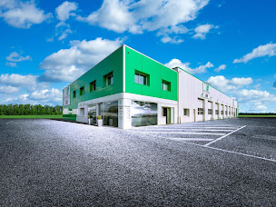 Photo n°3 de Petit Forestier Montmarault - Location de véhicules frigorifiques à Montmarault (Service de location de meubles)