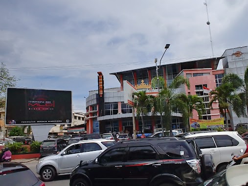 Plaza Pos Indonesia, Author: Dwi Putri Ekasari