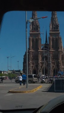 Iglesia Puerta De Paz La Reja Chica, Author: juan carlos calapeña