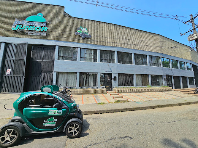 Negocio Palmera Junior Medellín, Control De Plagas