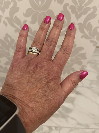 NAILS 365 SPA Gallery - United States