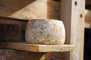 Photo n°14 de Les Fromages de Montdenis · La Ferme des Brebiquettes à Saint-Julien-Mont-Denis (Ferme bio)