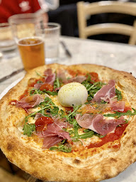 Photo n°97 de IT - Italian Trattoria - 40 quai Virginie Hériot, Bassins à flot, Bordeaux à Bordeaux (Pizzeria)