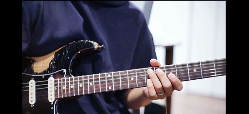 ギター教室【Lessonroom実のなる木 ギター＆ベースレッスン】