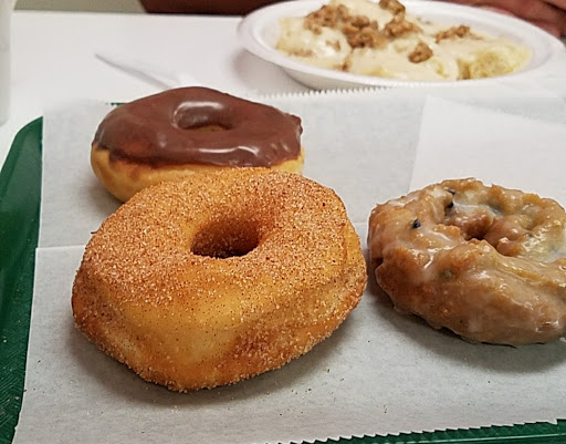 The Royal Donut Company Gallery - United States