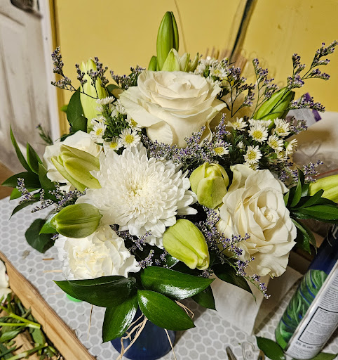Bee's Choice Blossoms - Visual
