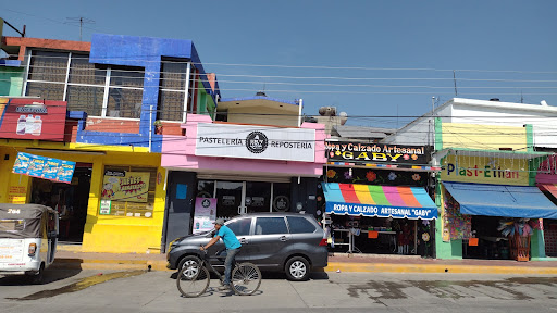 Pastelería Sol y Luna (Escuintla)
