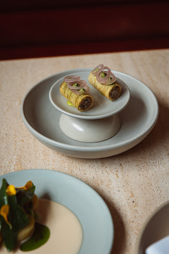 Héroine Restaurant & Bar by null