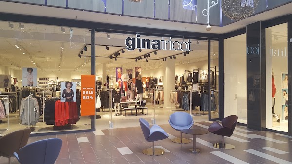 Gina Tricot A/S, + 45 91 18 Rosengårdcentret 77, Rosengårdscentret, Ørbækvej 5220 Odense, Danmark