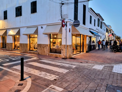 Chaltén | Bar Café Gallery - Spain