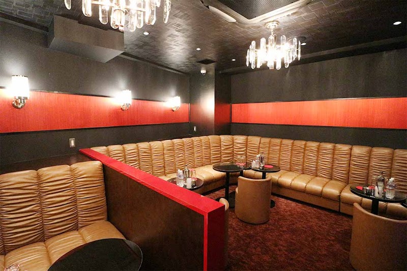 パブクラブ ナディア