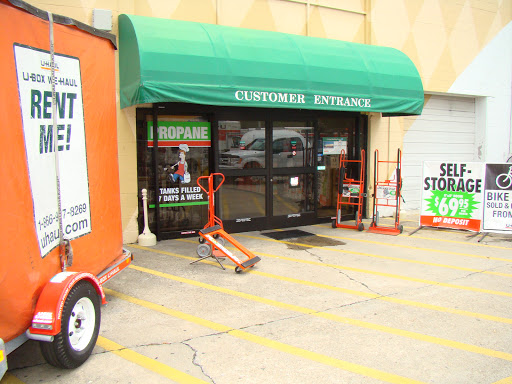 U-Haul Moving & Storage at Coliseum