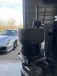 Photo n°12 de Guiraud meca services auto à Coufouleux (Mécanicien)