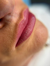 Photo n°1 de Madame By Shirley à Limoges (Clinique de maquillage permanent)