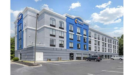 Comfort Inn & Suites Voorhees/Mt. Laurel Logo