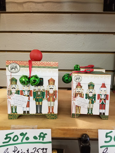 Pottery Gardens & Gifts