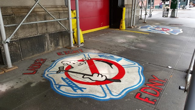 Ghostbusters - Hook & Ladder 8