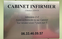 Clémence LEDOUR à Dammartin-en-Serve