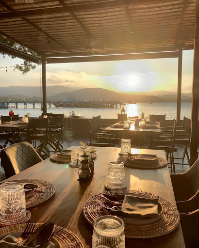 Foxtrot Bistro | Samui Sunset Restaurant