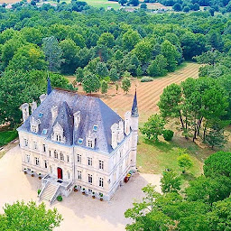 Photo n°13 de Château De La Valouze à La Roche-Chalais (Lieu de mariage)