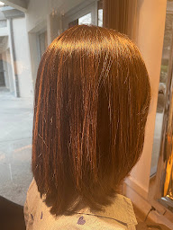 Photo n°4 de Lu Salon coiffure le Tholonet à Le Tholonet (Salon de coiffure)