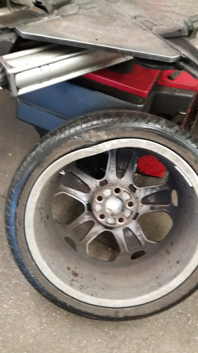 Denmead Tyre Services - Thumbnail