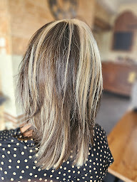 Photo n°16 de EloCoiffure86 à Cissé (Salon de coiffure)