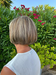 Photo n°12 de Coiffure à domicile Autrement coiffure à Avignon (Salon de coiffure)