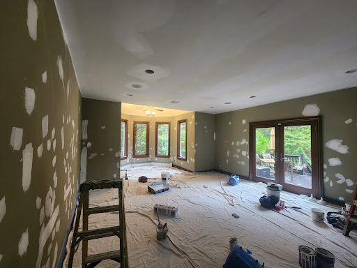 Frank's deluxe painting LLC - Thumbnail