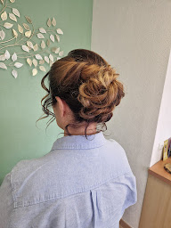 Photo n°11 de Les ciseaux de Rouillon à Rouillon (Salon de coiffure)