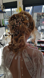 Photo n°2 de Aqua-Hair à D'Huison-Longueville (Salon de coiffure)