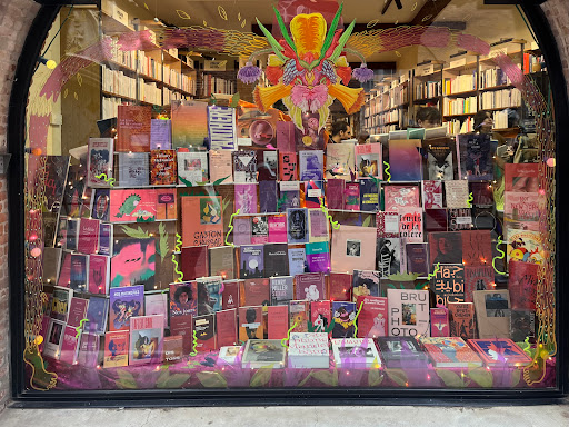 Librairie Terra Nova Gallery - France