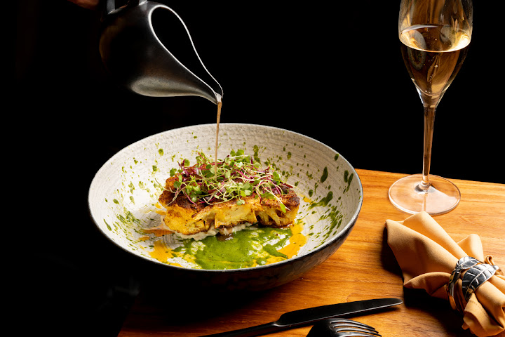 Tree Tops Signature Dining by null