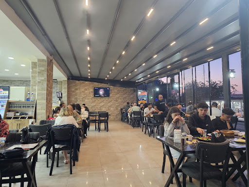 (ALEX USTA)SAHİL PİDE ÇORBA IZGARA KEBAB SALONU