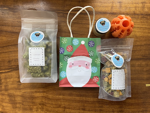Belle's Barkin Good Treats - Thumbnail