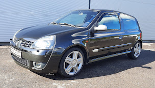 Photo n°13 de SARL Lignier Automobiles-ACHAT-VENTE -DEPOT VENTE VOITURES OCCASION MANDATAIRE AUTOMOBILES à Chassal-Molinges (Vendeur de voitures d'occasion)