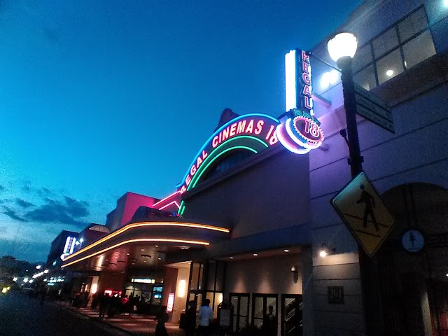 Regal Cinemas Atlantic Station 18 IMAX & RPX