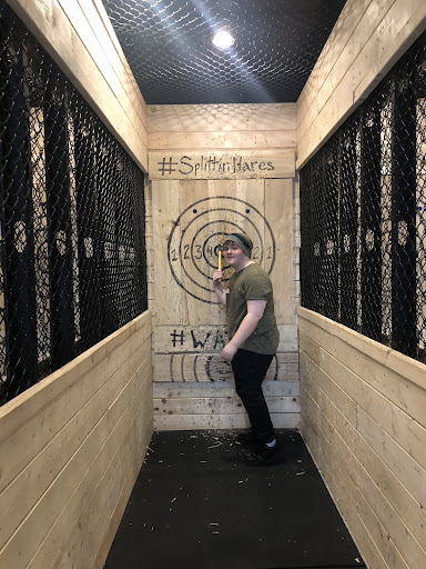 Splittin' Hares Axe Throwing
