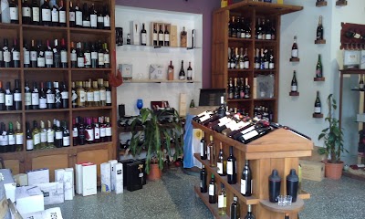 Photos of VARIETALES VINOTECA & DELI